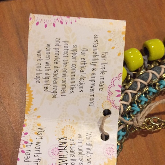 Handmade, fair trade new necklace - Picture 3 of 6